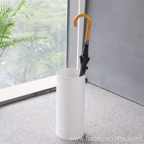 Modern simple cylindrical umbrella barrel